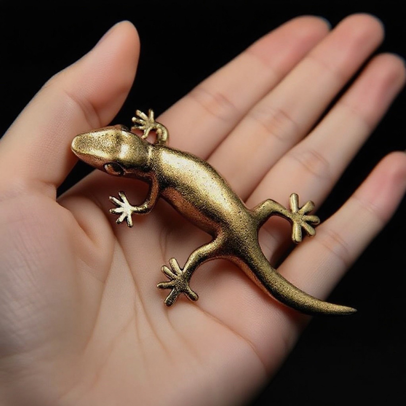 Tech For Office - El yapımı Bronz Retro Gecko Kertenkele
